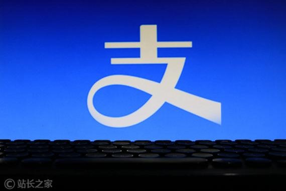 如何将支付宝小号钱转到大号的银行卡上？